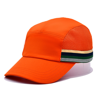 En iyi açık hava deneyimi için nakışlı logolu kıvrımlı camper şapkası